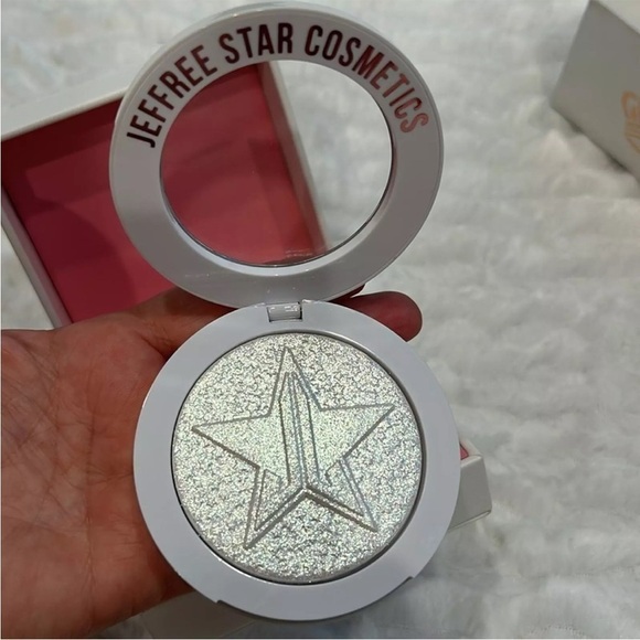 Jeffree Star Cosmetics Extreme Frost Sour Ice Highlighter powder new in box - Picture 3 of 9